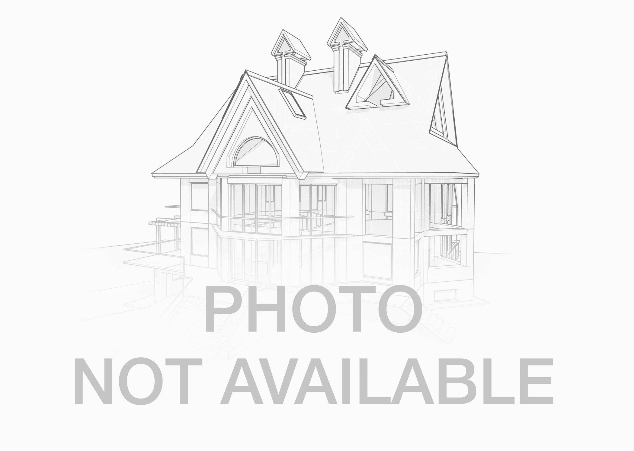 206 NORTH Street 